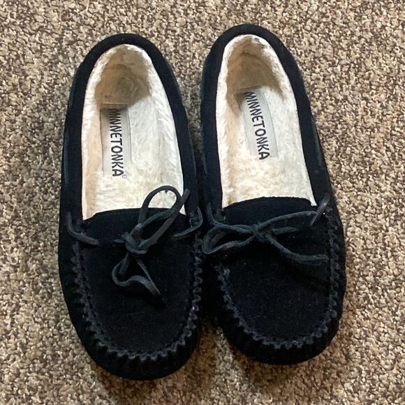 Minnetonka 40217 Leather Upper Suede Women’s Size 6M Black Moccasins - Picture 4 of 14